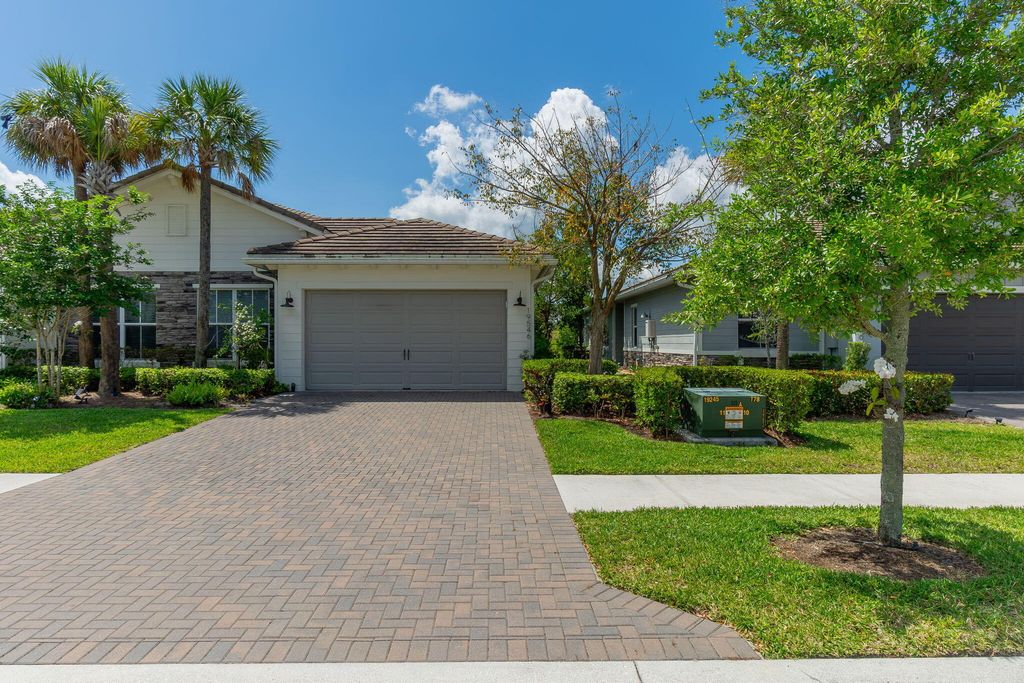 Photo of 19546 Weathervane Way, Loxahatchee, FL 33470 (MLS # B26030336)