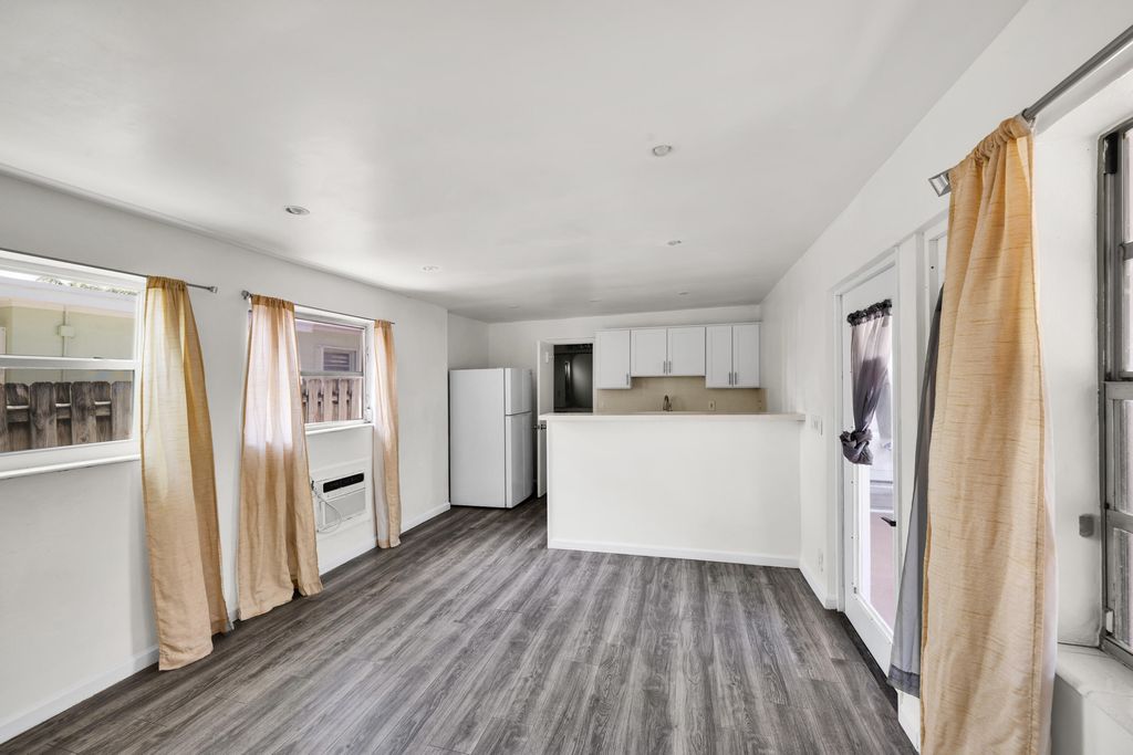 Photo of 132 E Central Boulevard #2, Lantana, FL 33462 (MLS # B26011002)