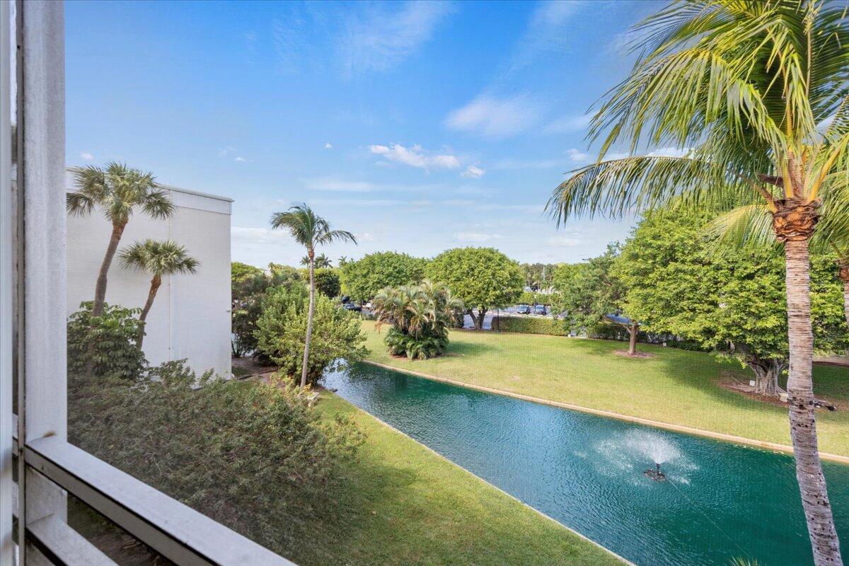 WATERWAY CLUB - Residential Lease