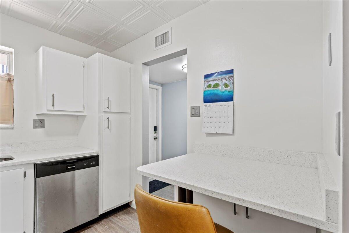 WATERWAY CLUB - Residential Lease