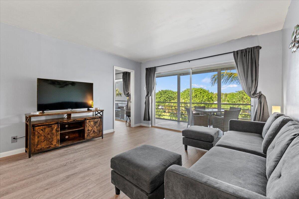 WATERWAY CLUB - Residential Lease