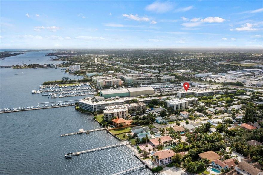 This newly renovated, fully furnished condo on the Intracoastal is now available for short-term rental. Just five minutes from Lake Worth Beach and steps from Loggerhead Marina, it's truly a boater's paradise.Enjoy tranquil water views and easy access to all that Lake Worth has to offer -- from the charming downtown district and its art galleries to the fishing pier, golf courses, restaurants, live music, and cultural events.Soak up the best season in Florida, where sunshine meets ocean breeze. Your perfect getaway awaits--what are you waiting for?