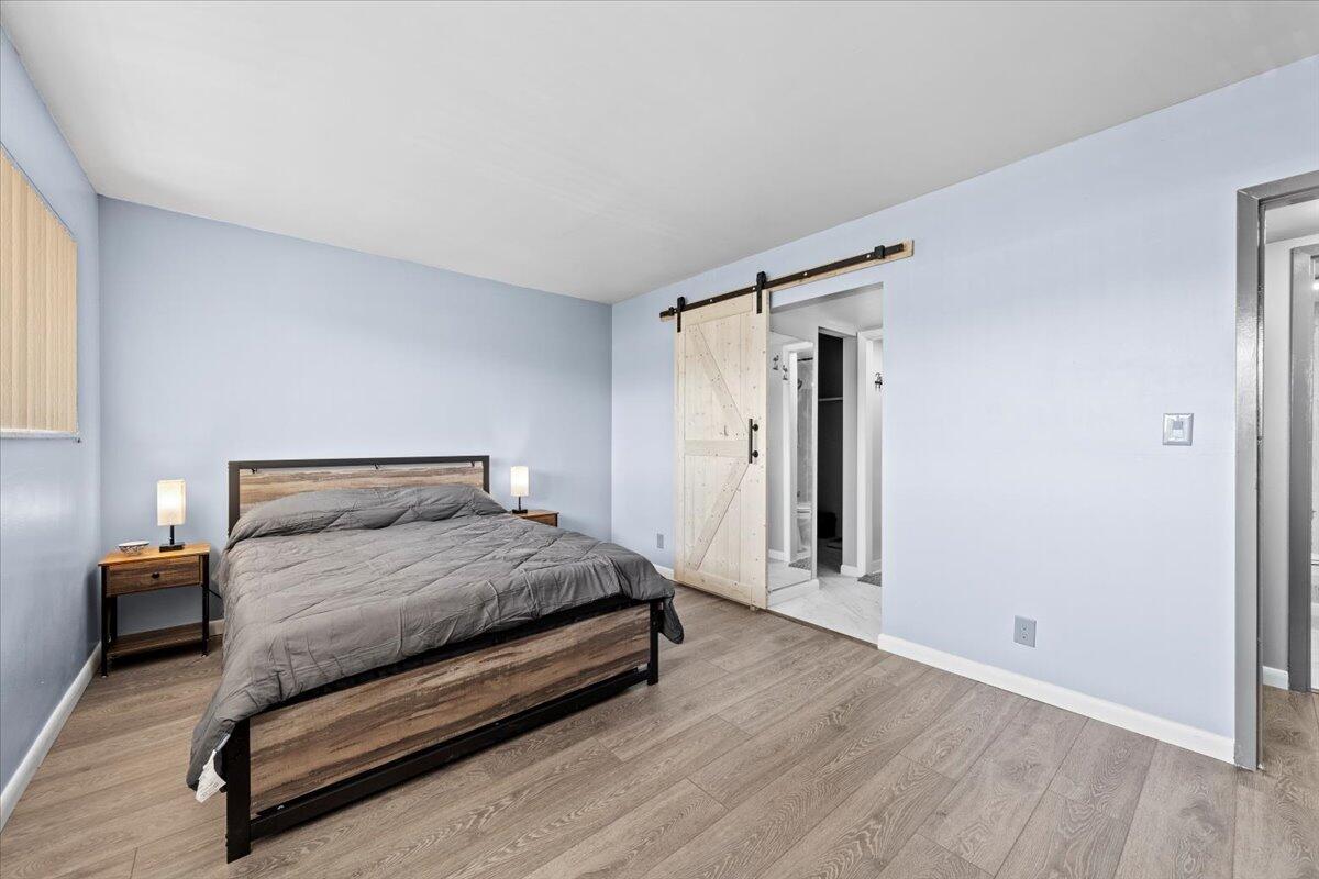 WATERWAY CLUB - Residential Lease