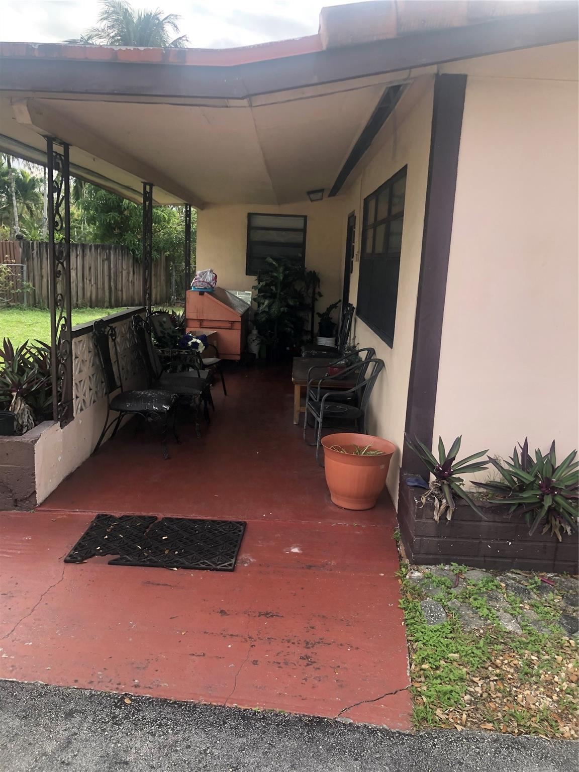 Lauderdale Villas 29-37 B - Residential