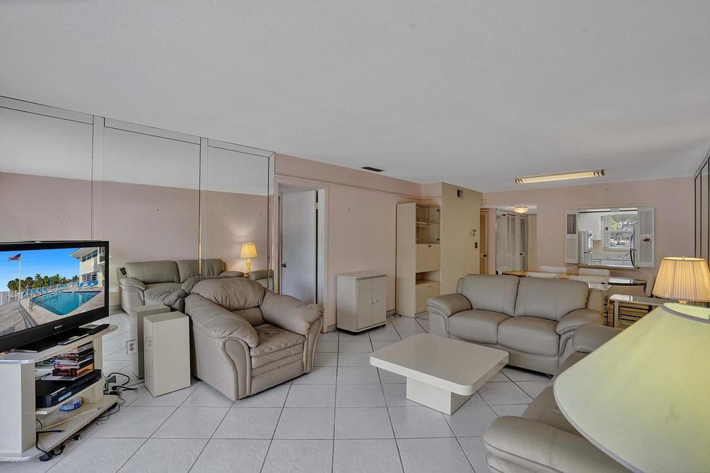 Intracoastal Riviera - Residential