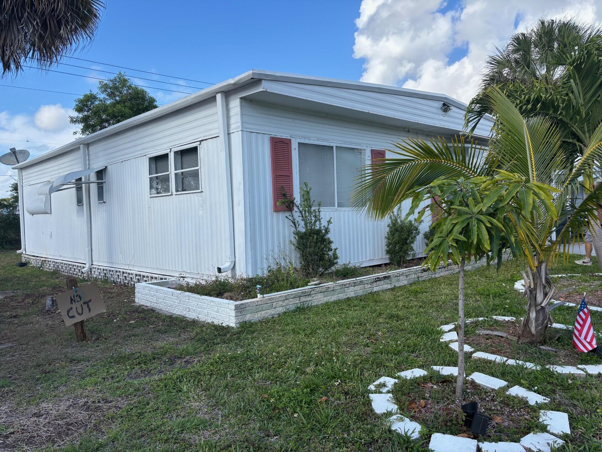 MARALAGO CAY - Residential