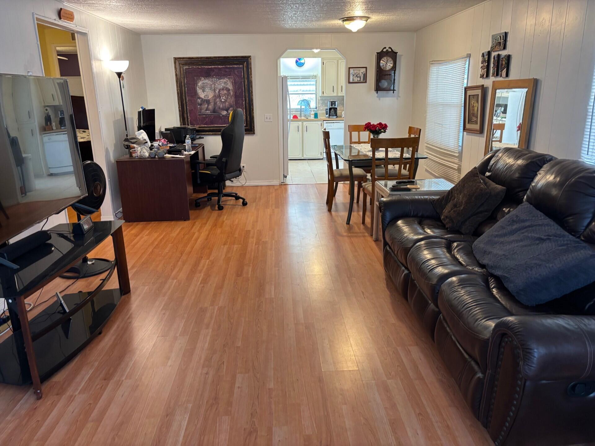 MARALAGO CAY - Residential