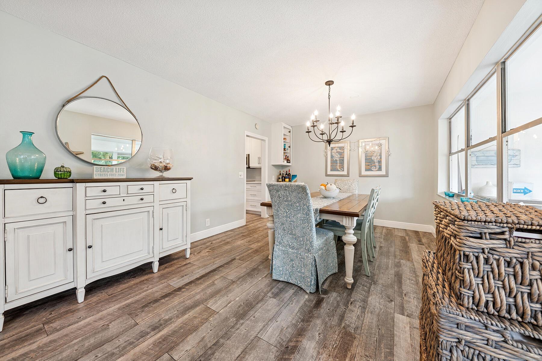 IMPERIAL MANOR CONDO - Residential