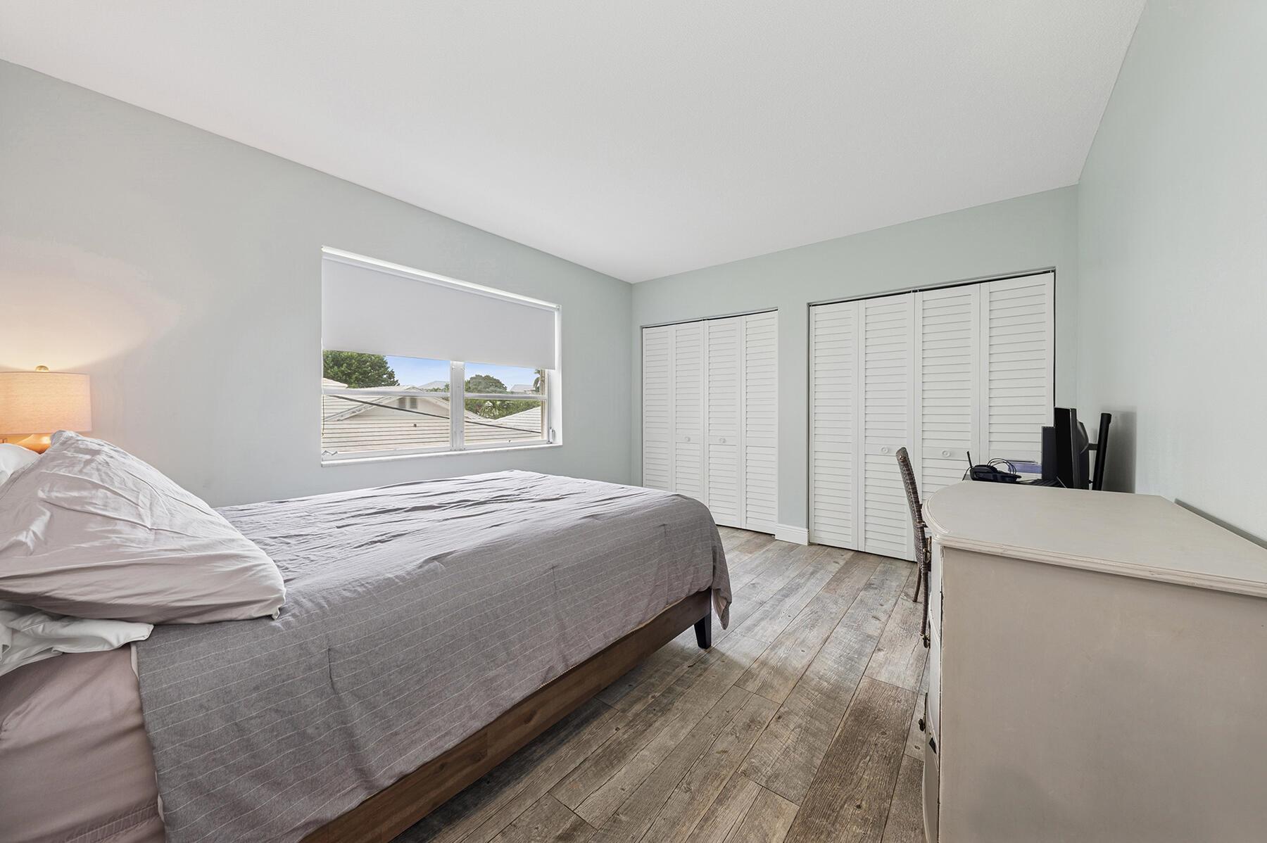 IMPERIAL MANOR CONDO - Residential