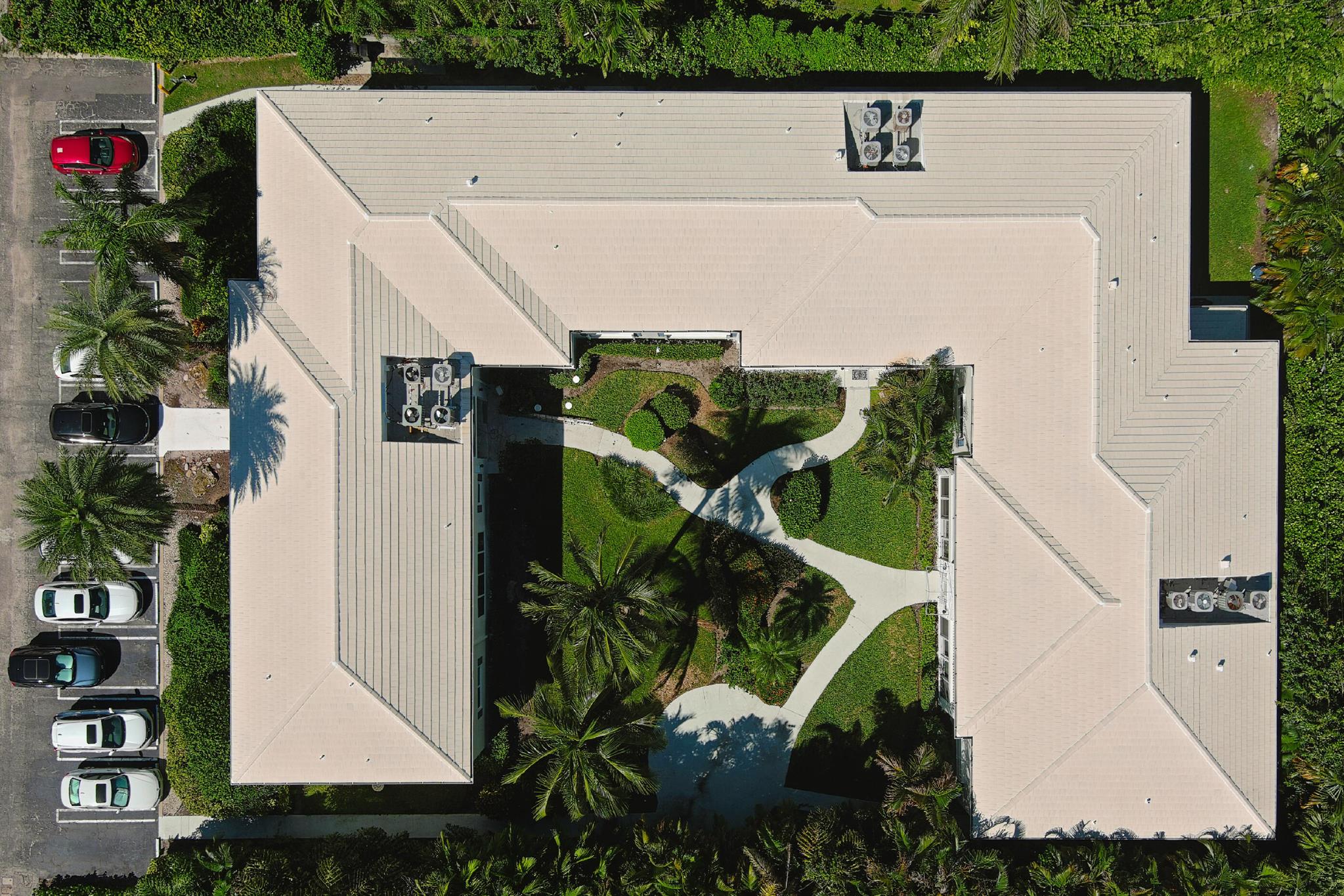 IMPERIAL MANOR CONDO - Residential