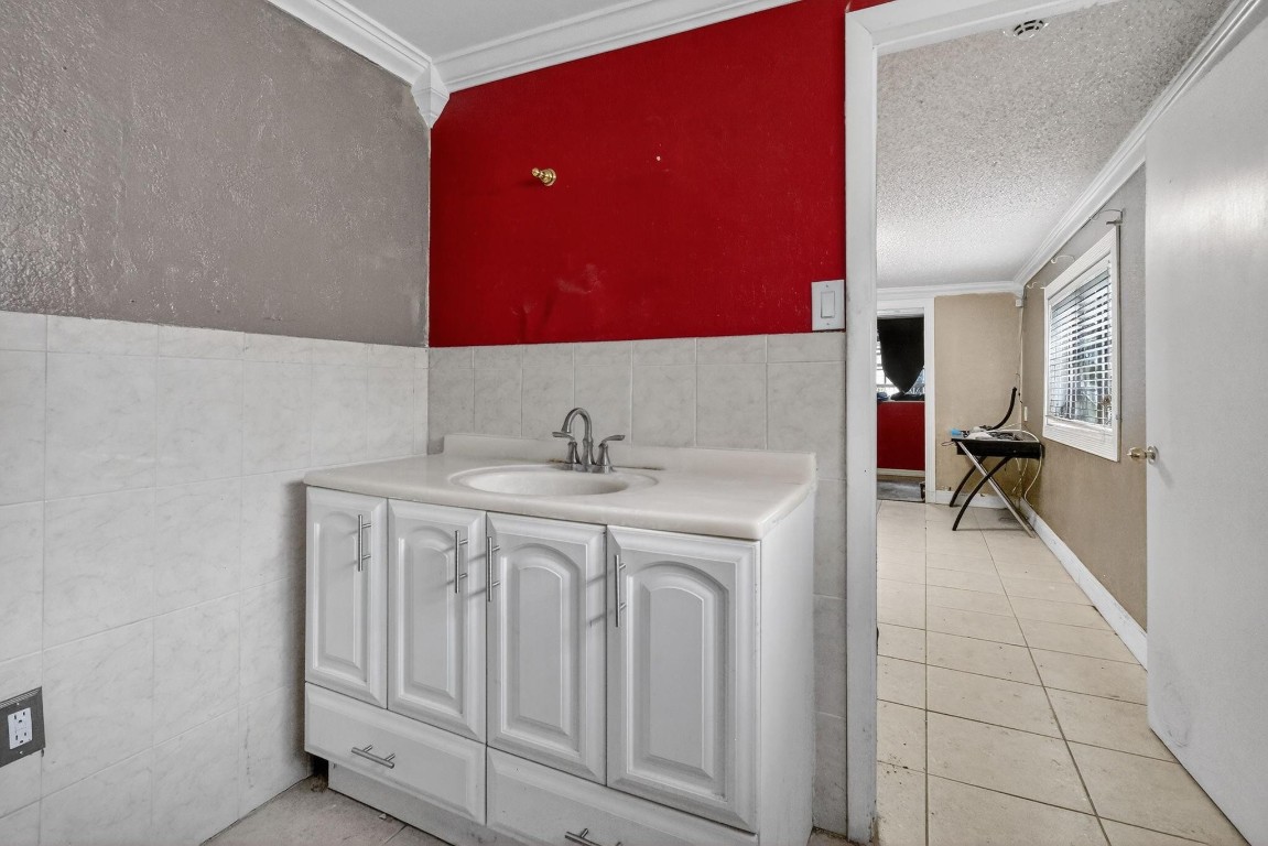 Brian Manors - Residential