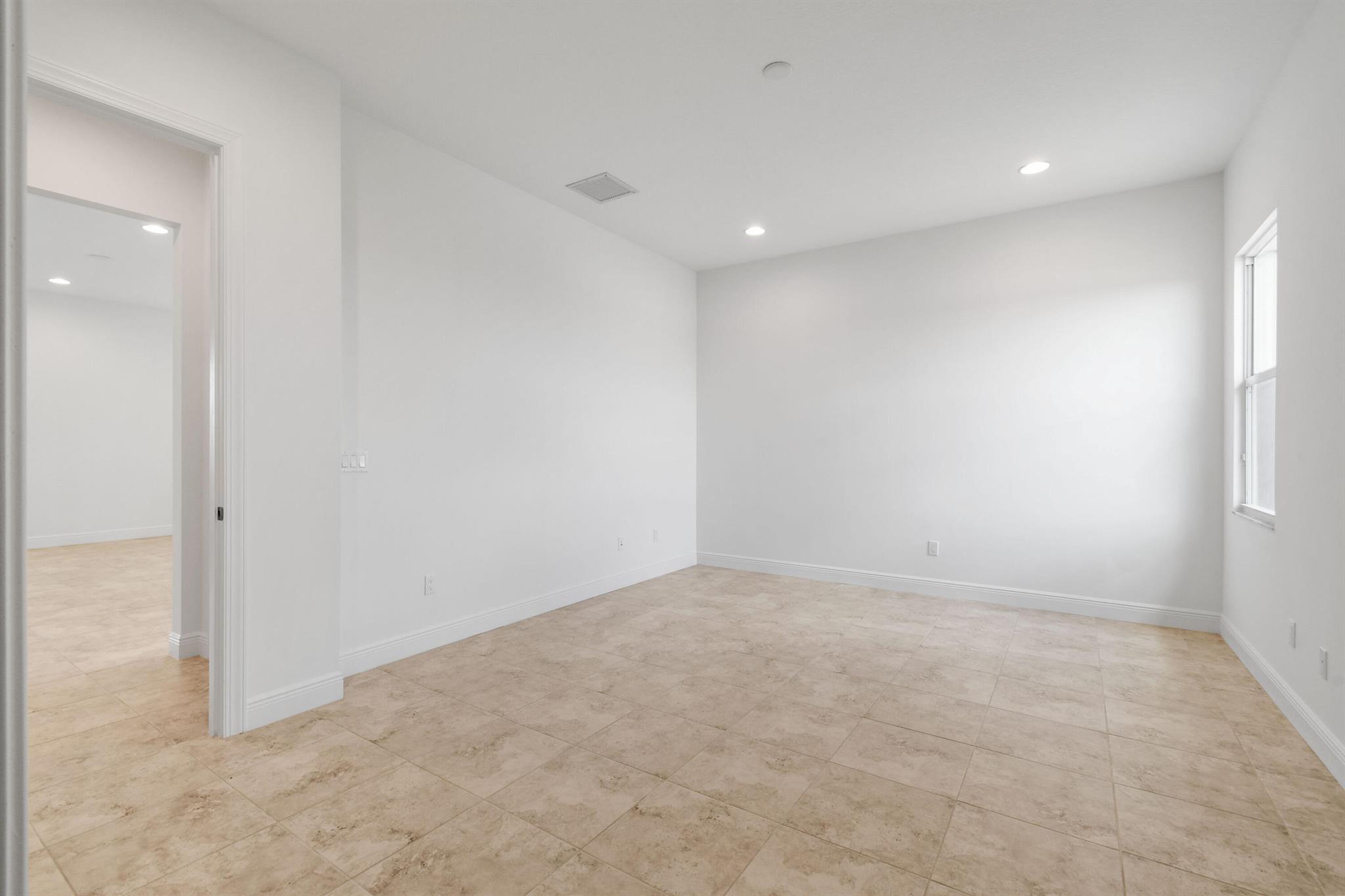 VERANO SOUTH PUD 1 - POD - Residential Lease