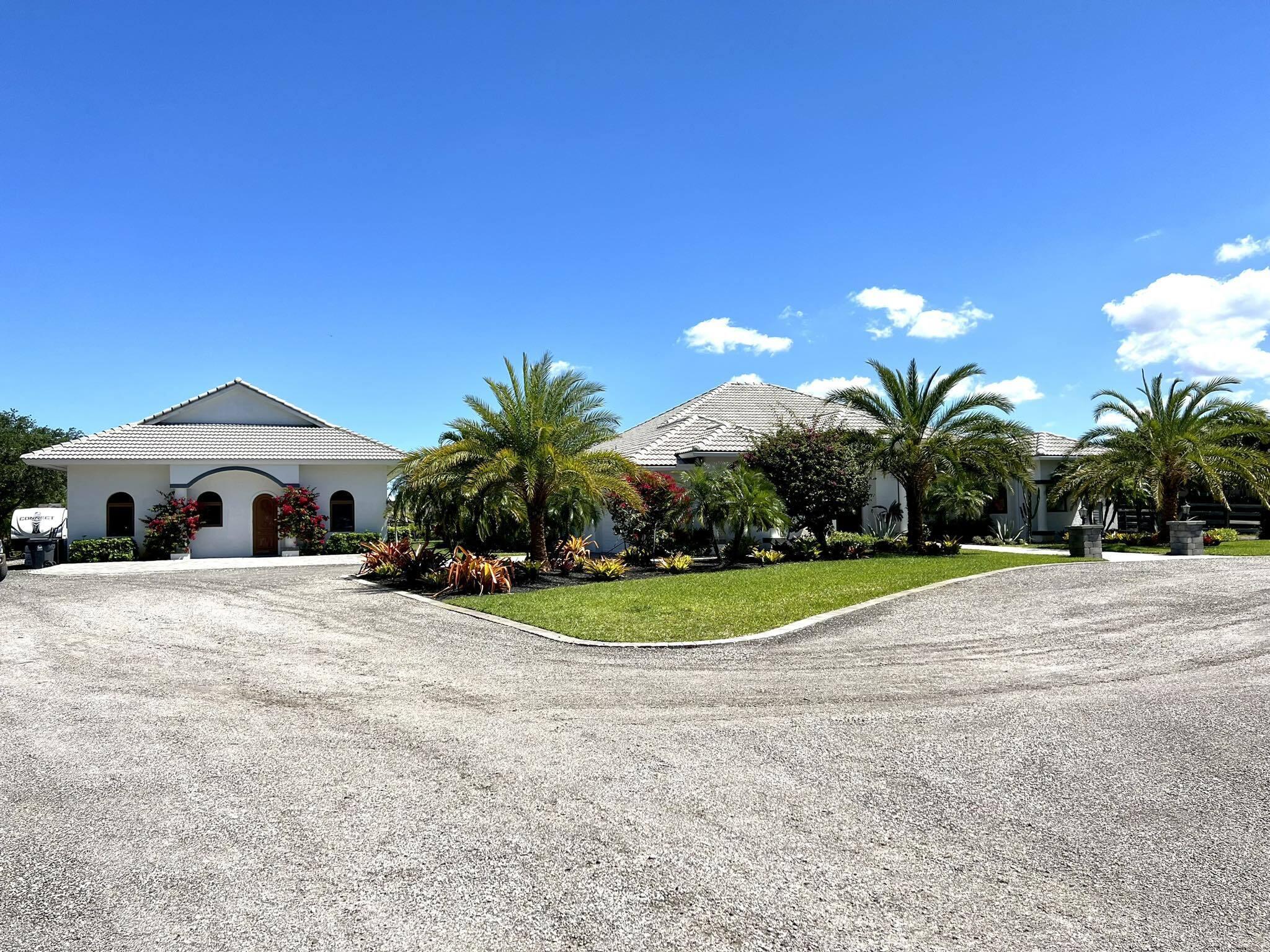 PADDOCK PARK 2 OF WELLING - Residential