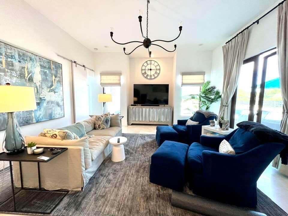 PADDOCK PARK 2 OF WELLING - Residential