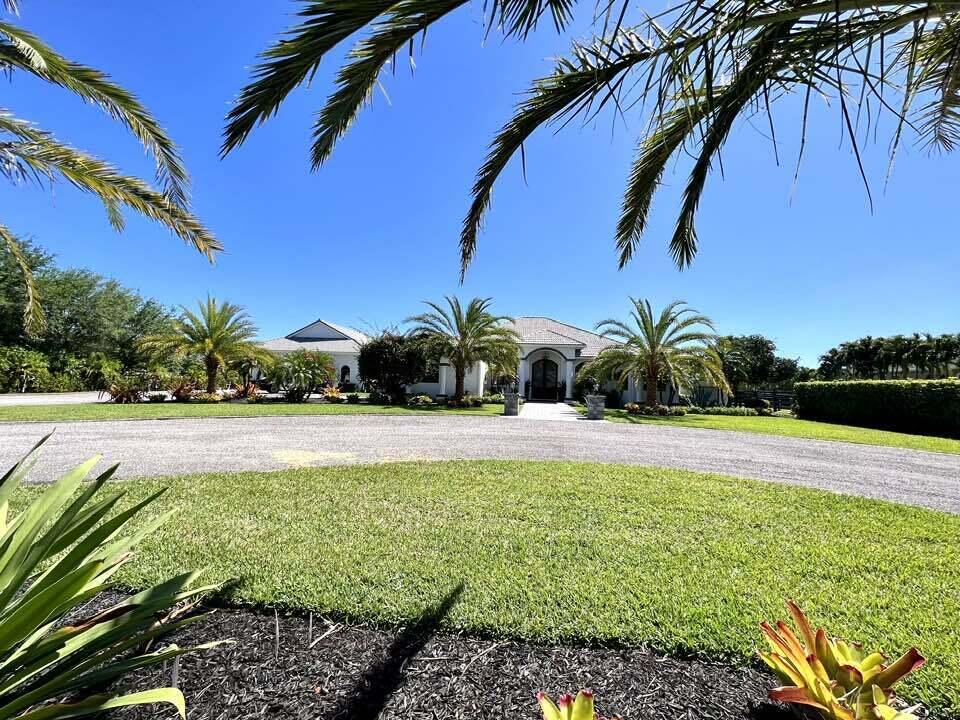 PADDOCK PARK 2 OF WELLING - Residential