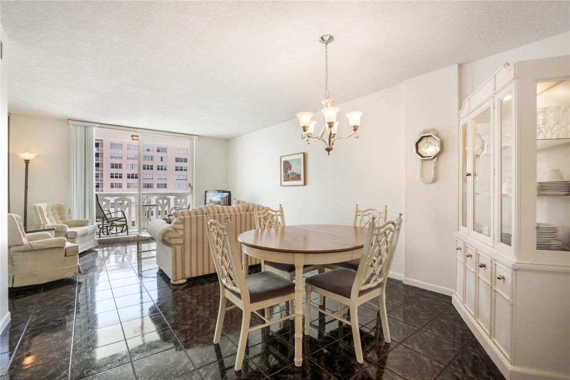 3113 S Ocean Drive 1008