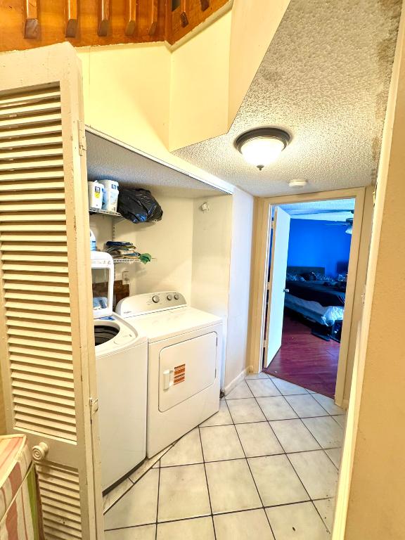 LAKESIDE GREEN PL 5 - Residential