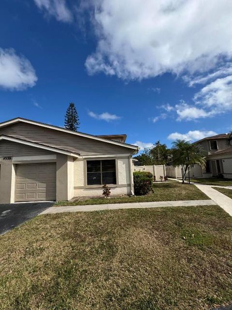 Palm Beach County Townhouses and Villas 50 4339 Willow Pond Road D West Palm Beach FL 33417