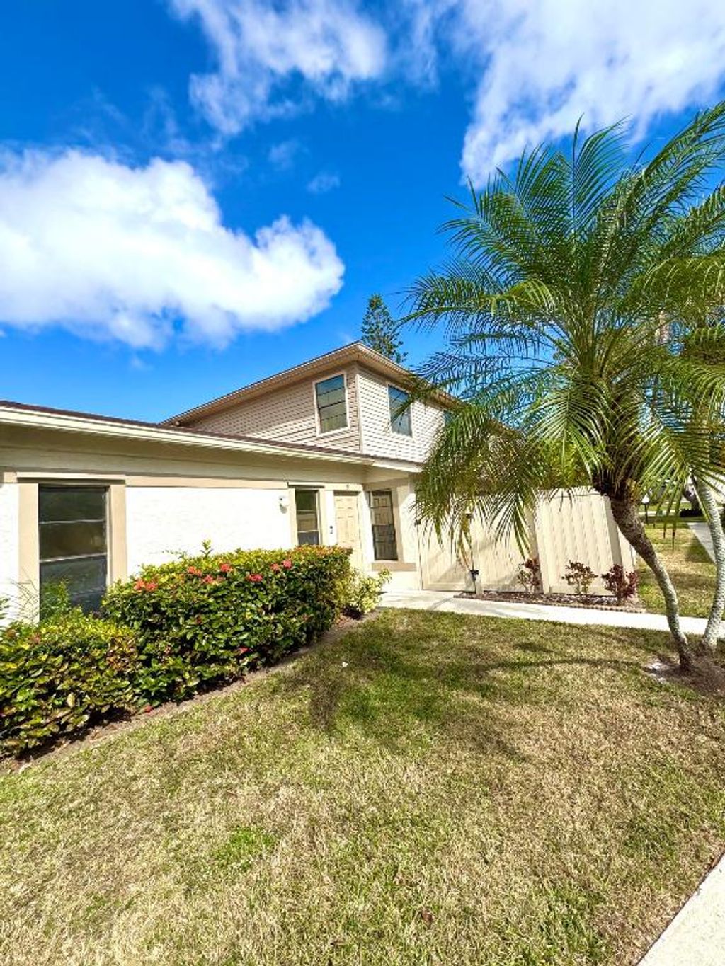 Photo of 4339 Willow Pond Road #D, West Palm Beach, FL 33417 (MLS # R11158003)