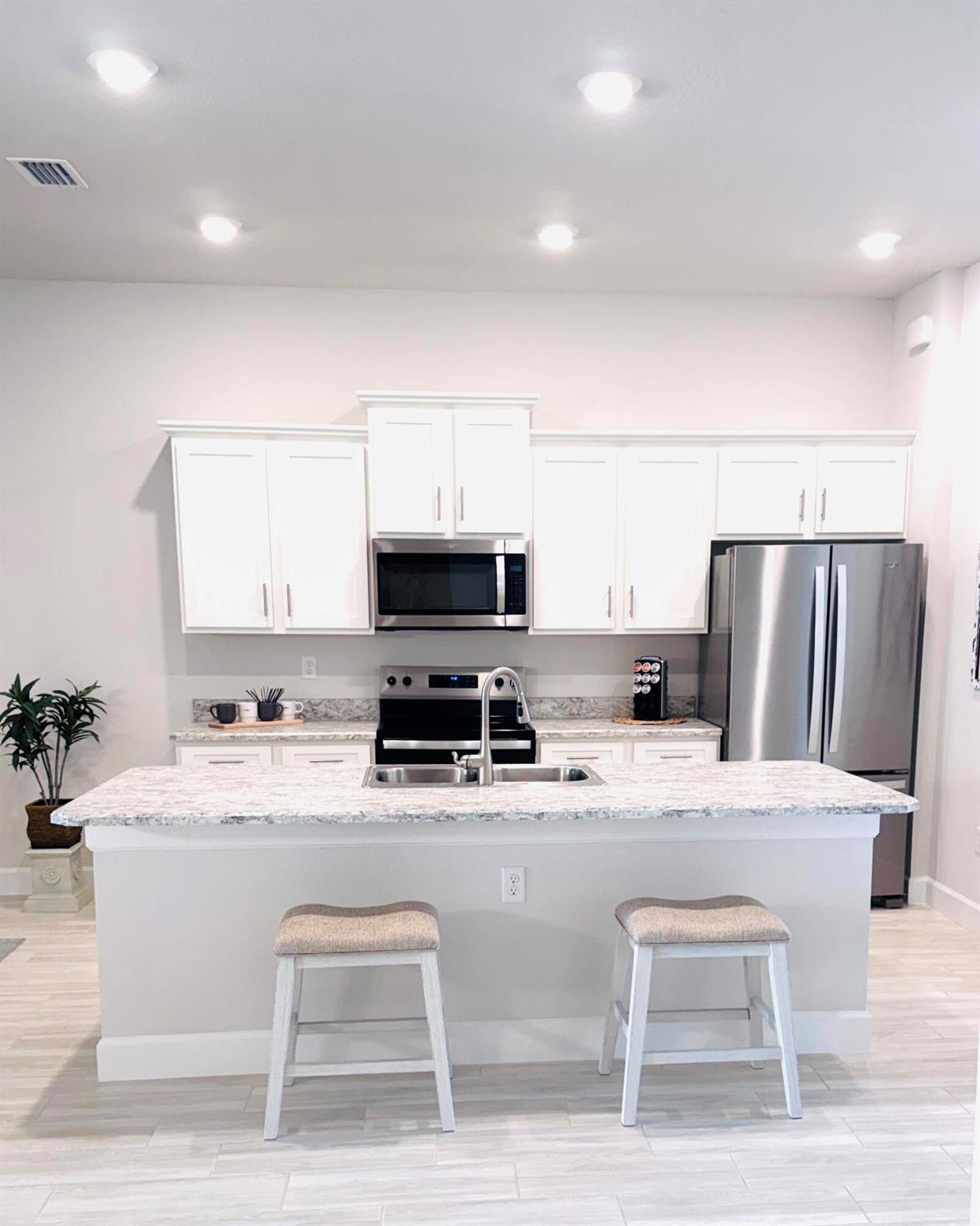 WATERSTONE PHASE FOUR - Residential