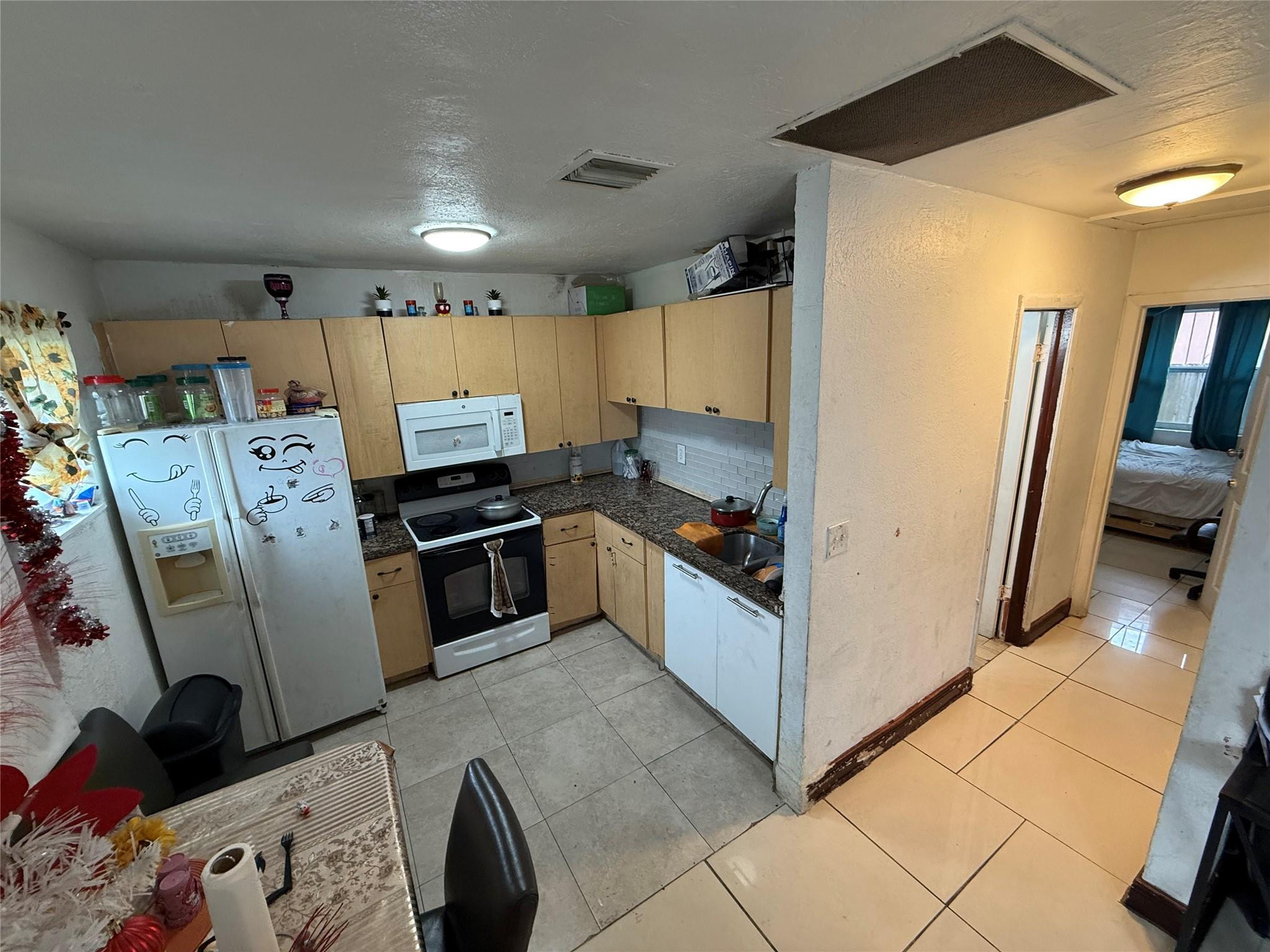 Lincoln Park - Residential Income