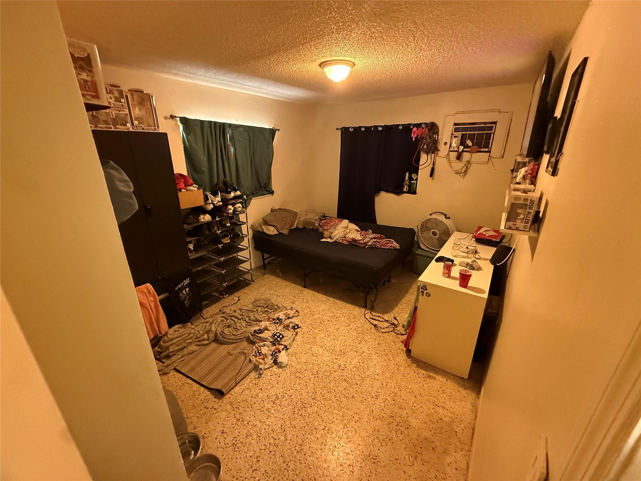 Lincoln Park - Residential Income