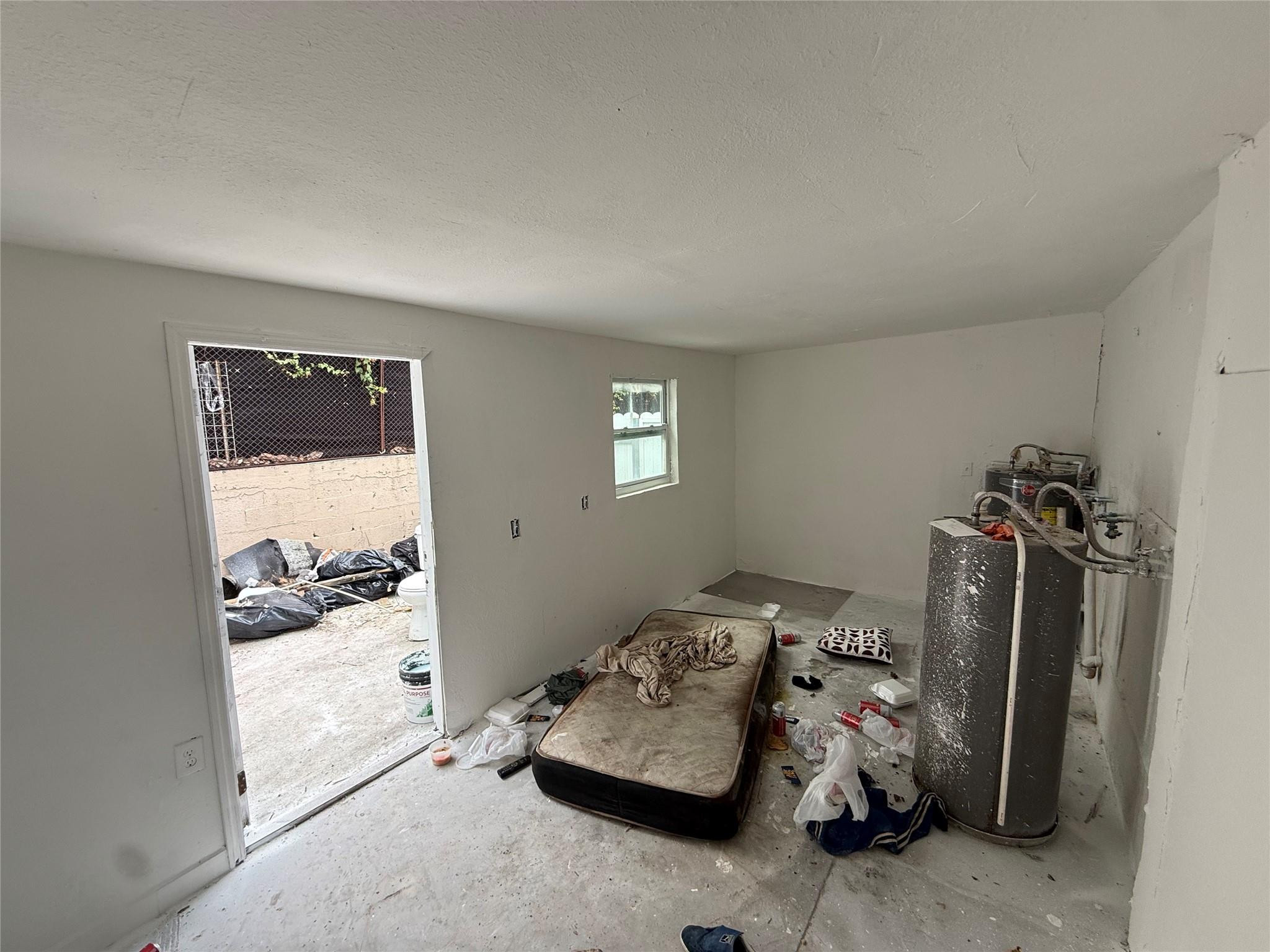 Lincoln Park - Residential Income