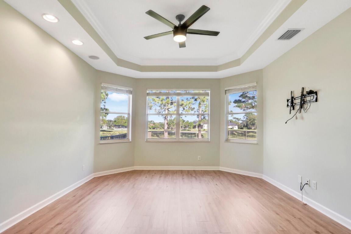 GREENBRIER - Residential