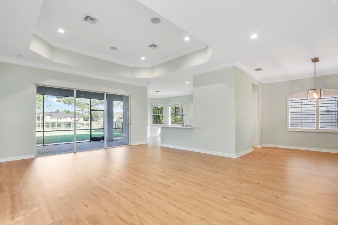 GREENBRIER - Residential