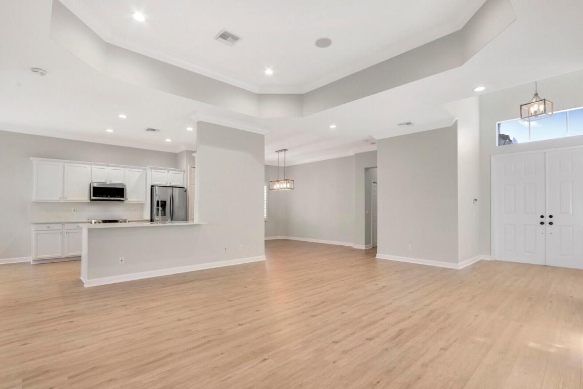 GREENBRIER - Residential