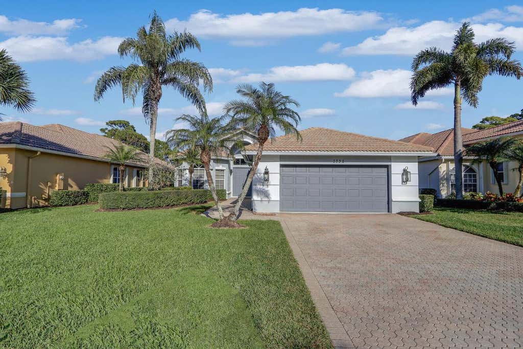 Photo of 7732 Greenbrier Circle, Port Saint Lucie, FL 34986 (MLS # R10962530)