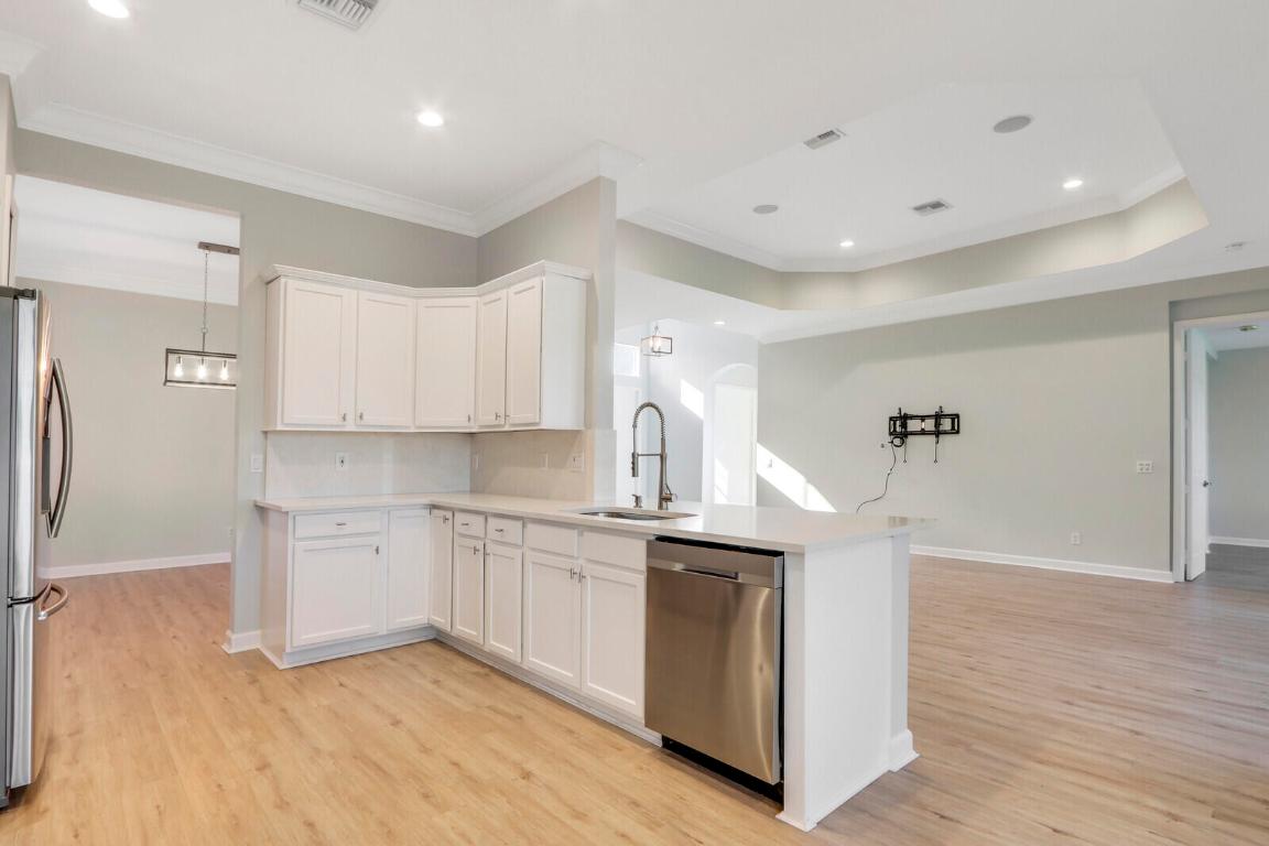 GREENBRIER - Residential