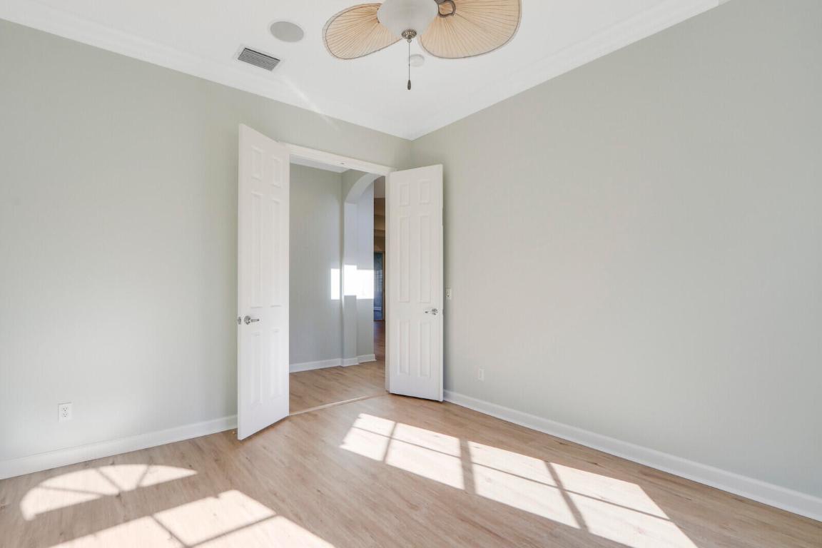 GREENBRIER - Residential