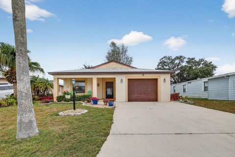 16 Danzar Fort Pierce FL 34951