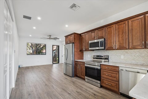 Tiny photo for 7600 Hyannis Lane, Parkland, FL 33067 (MLS # B26029779)