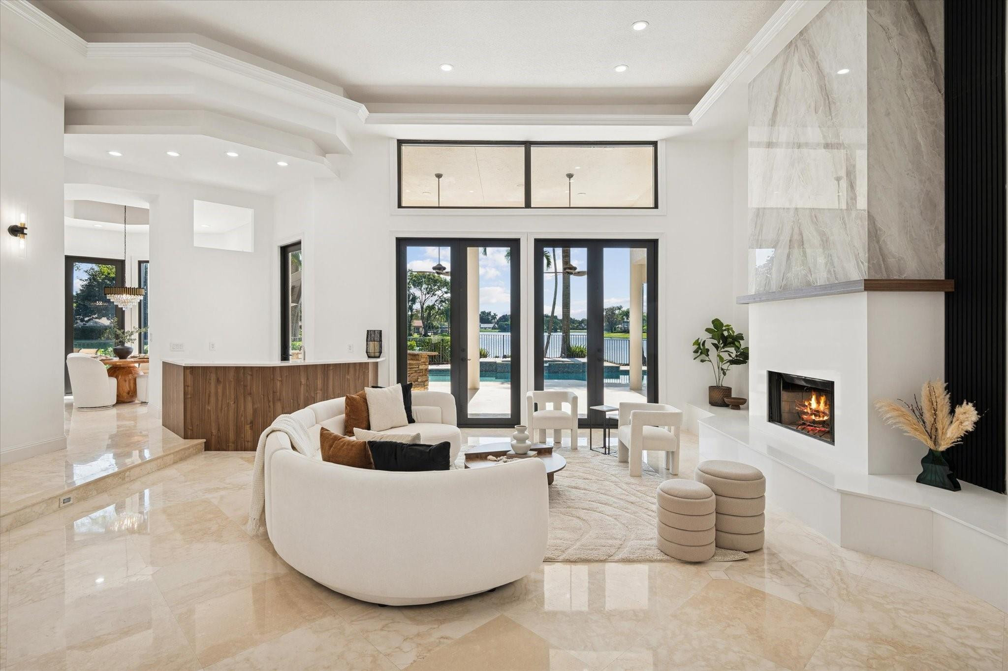 PARKLAND LAKES - Residential