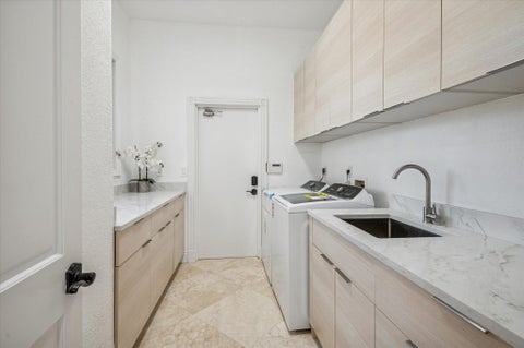 Tiny photo for 7600 Hyannis Lane, Parkland, FL 33067 (MLS # B26029779)