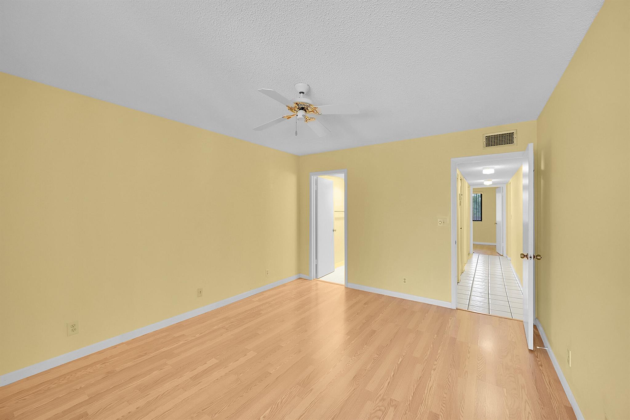 POINCIANA LAKES CONDO - Residential Lease