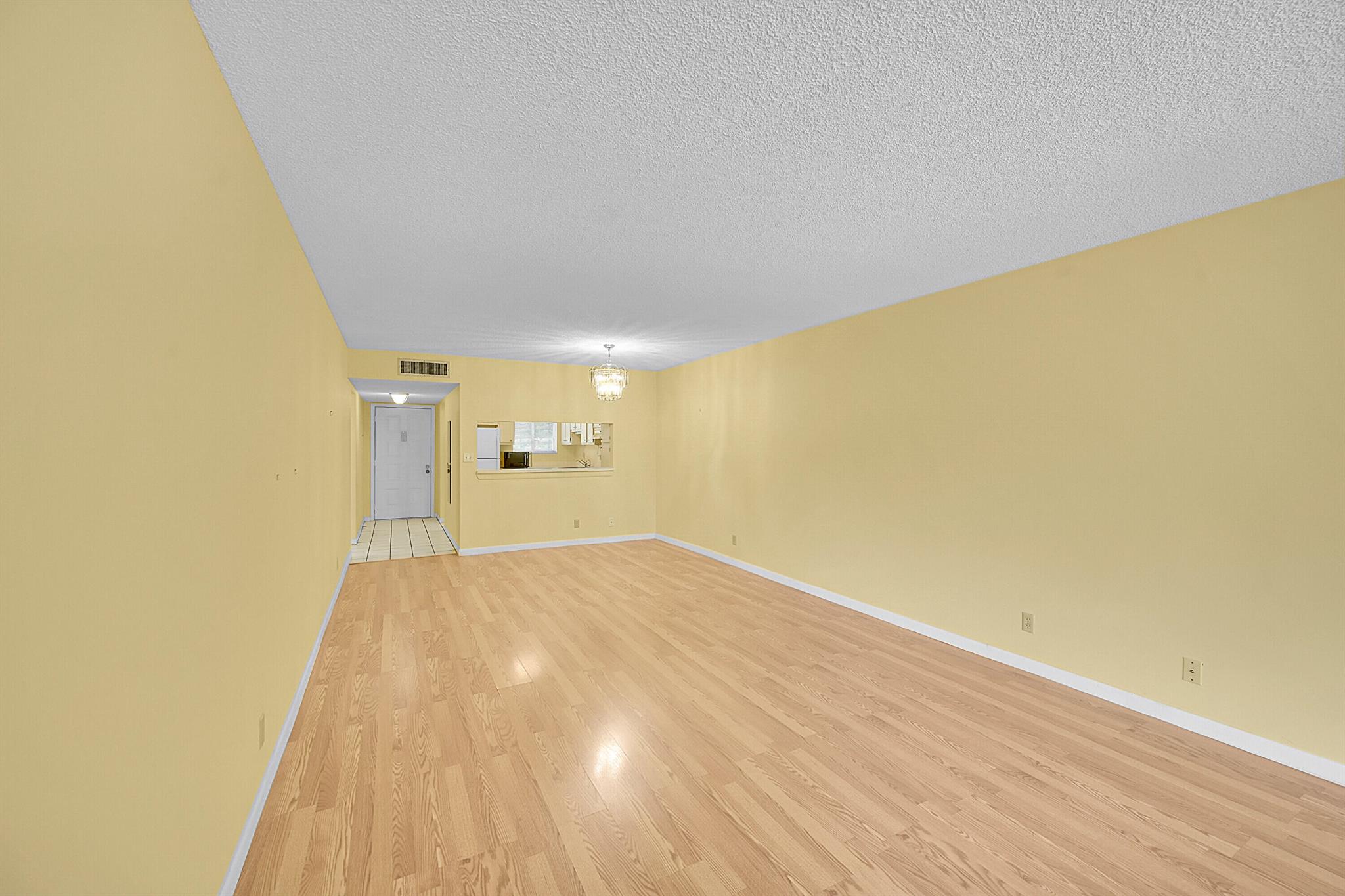 POINCIANA LAKES CONDO - Residential Lease