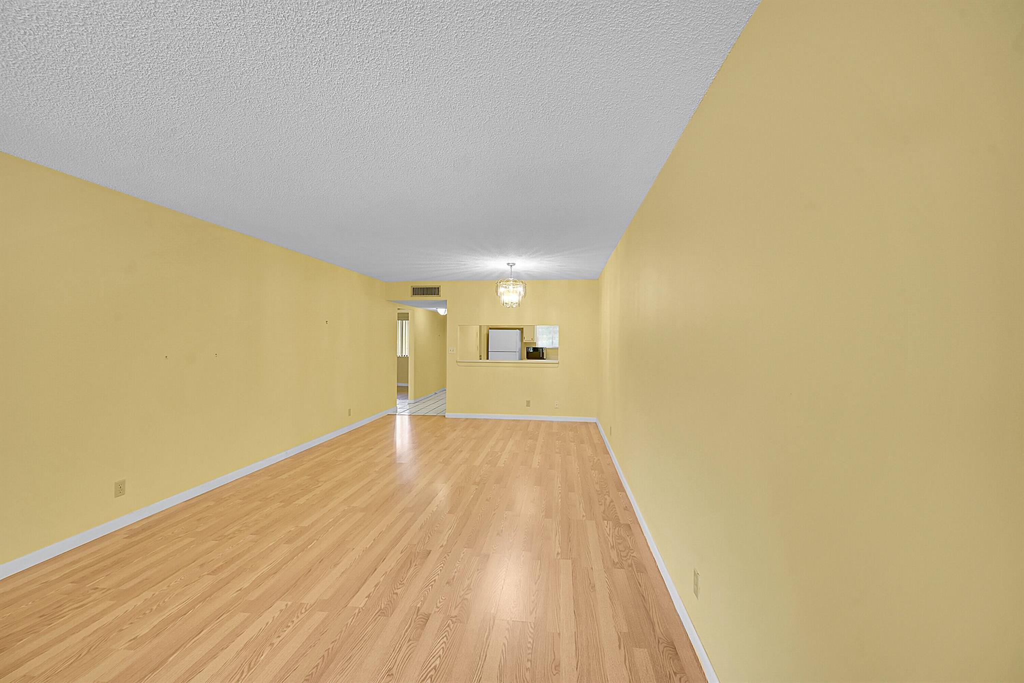 POINCIANA LAKES CONDO - Residential Lease