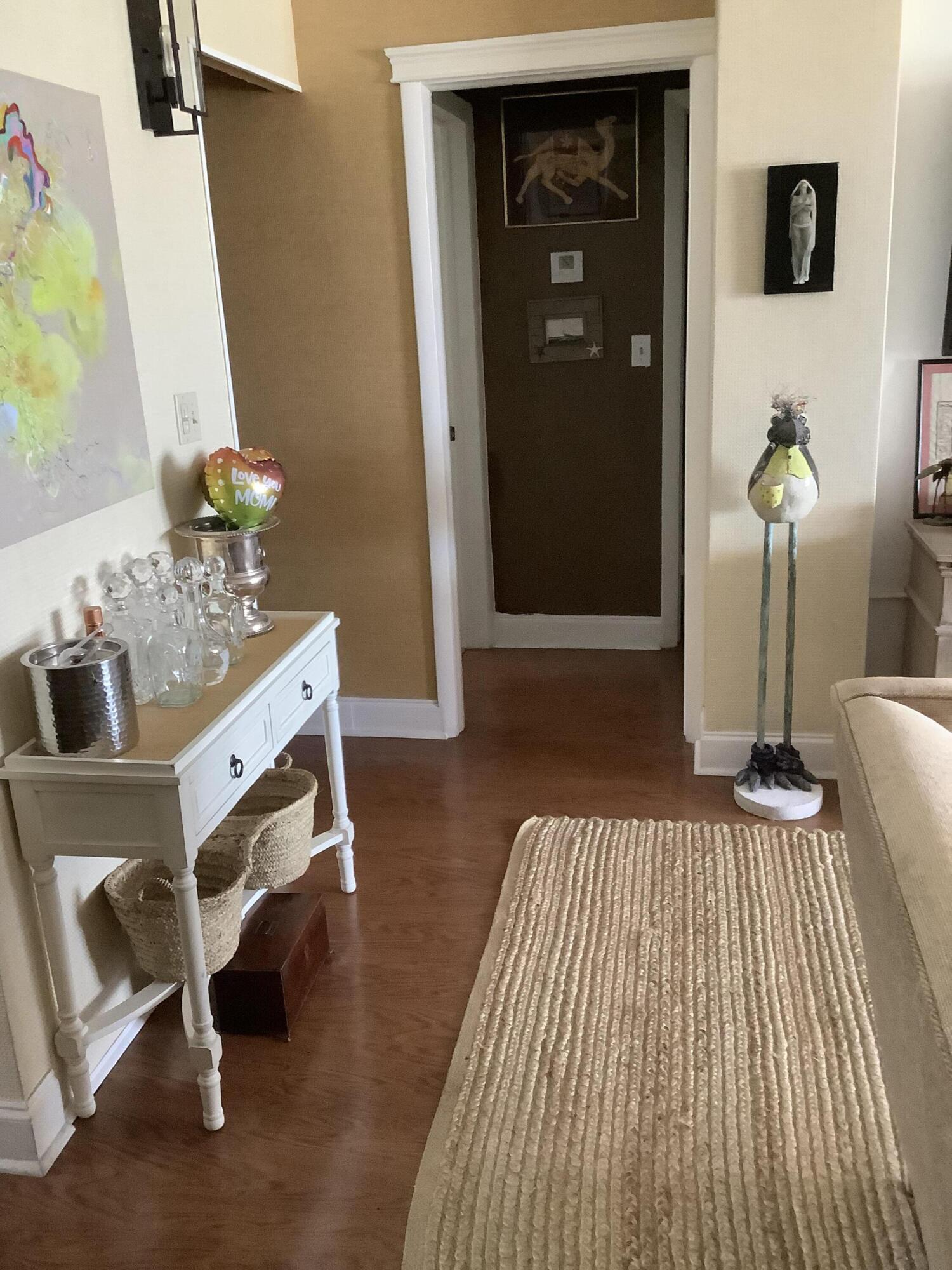 917 N Flagler Drive 311