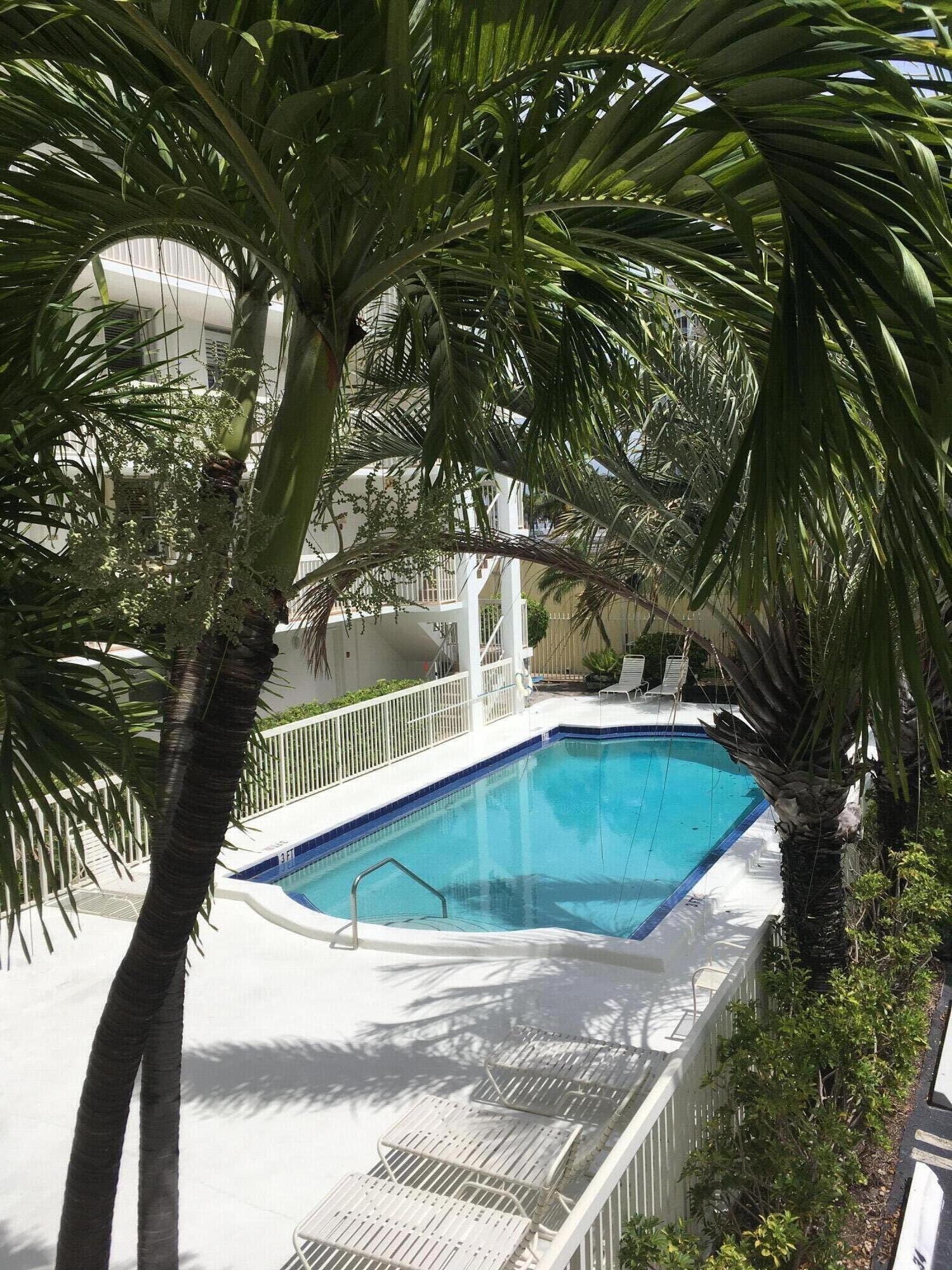 917 N Flagler Drive 311
