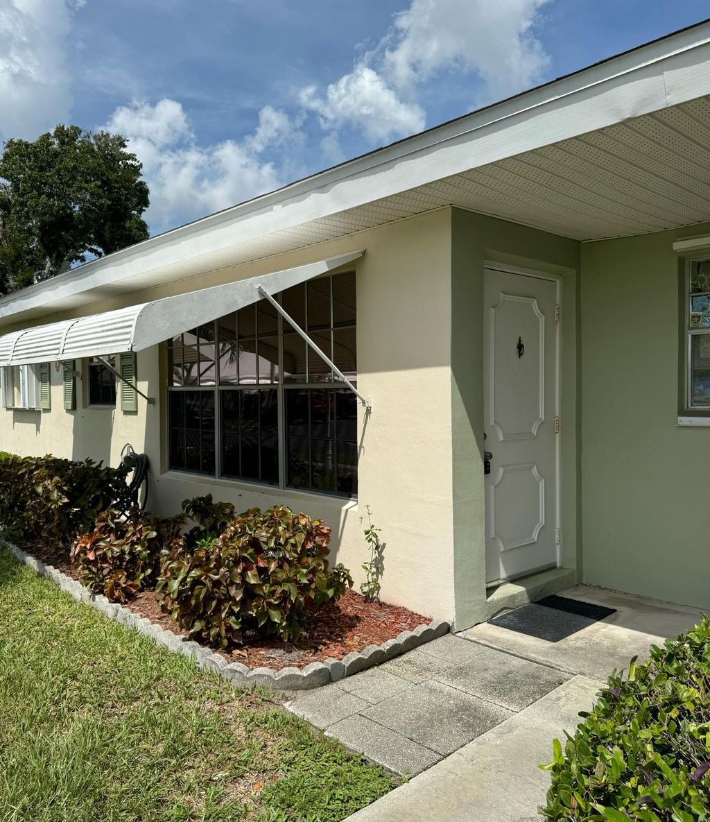 Photo of 416 Sandpiper Drive #C, Fort Pierce, FL 34982 (MLS # R11121309)