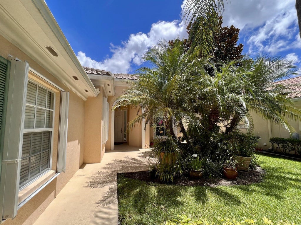 Photo of 8095 LABORIE Lane, Wellington, FL 33414 (MLS # B26072033)