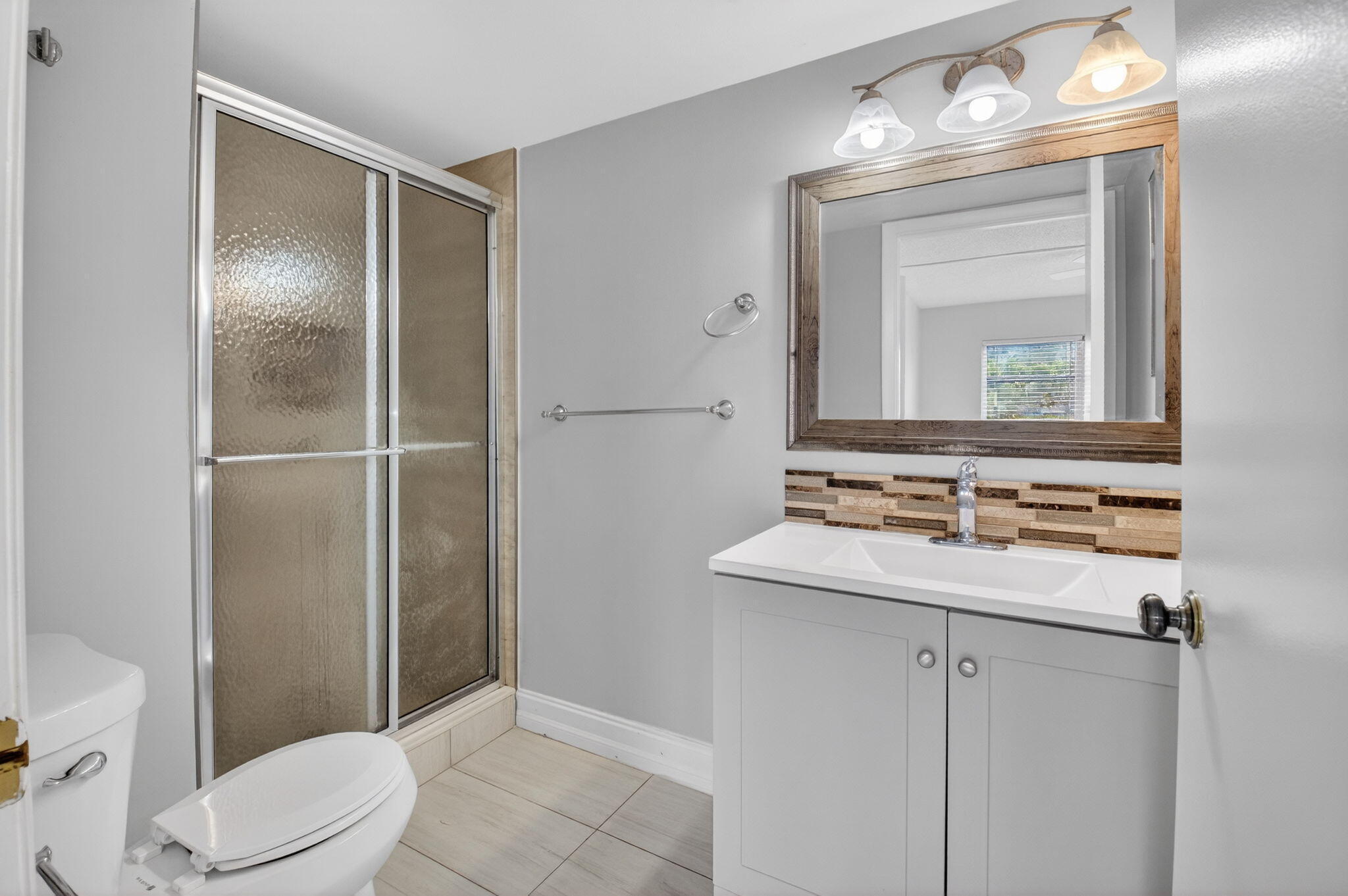 EVERGREEN CONDO - Residential