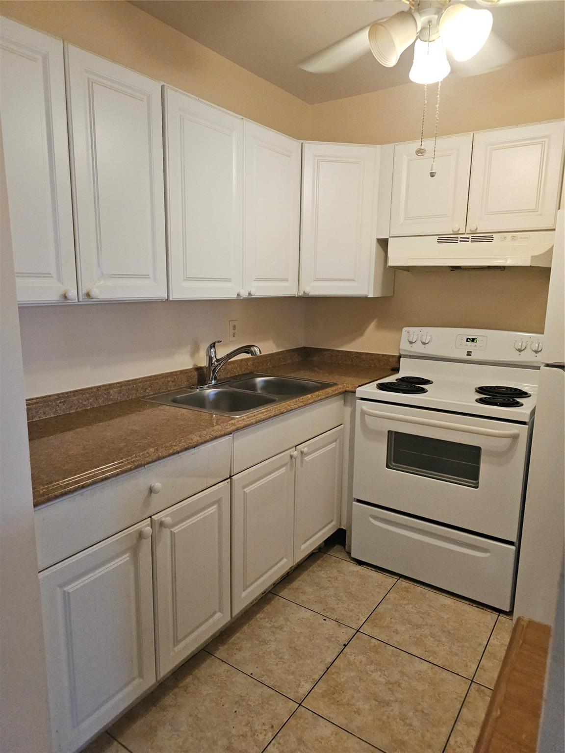 103 Salisbury E 103