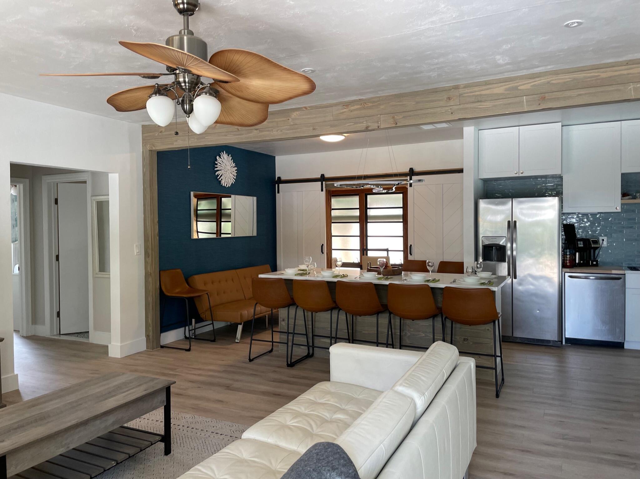 220 N 9th Ave Avenue N