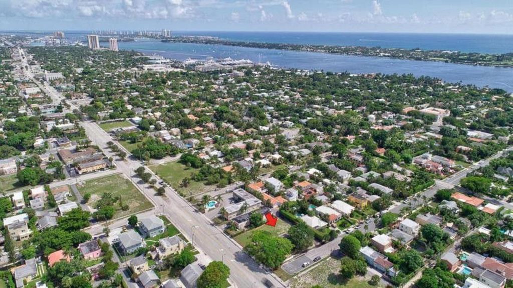 Photo of 3000 Broadway #C, West Palm Beach, FL 33407 (MLS # R11152651)