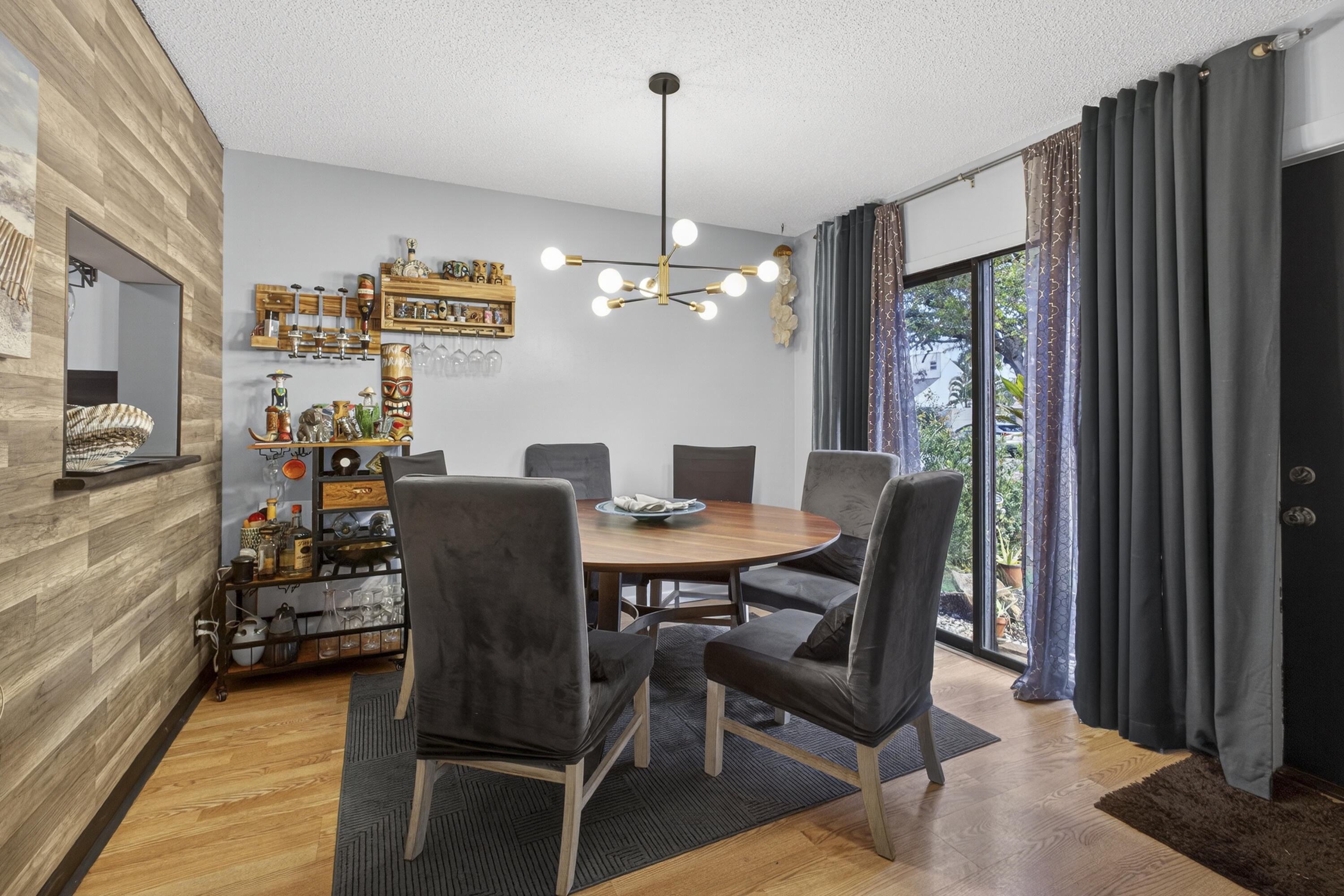 PINE CONE ESTATES - Residential