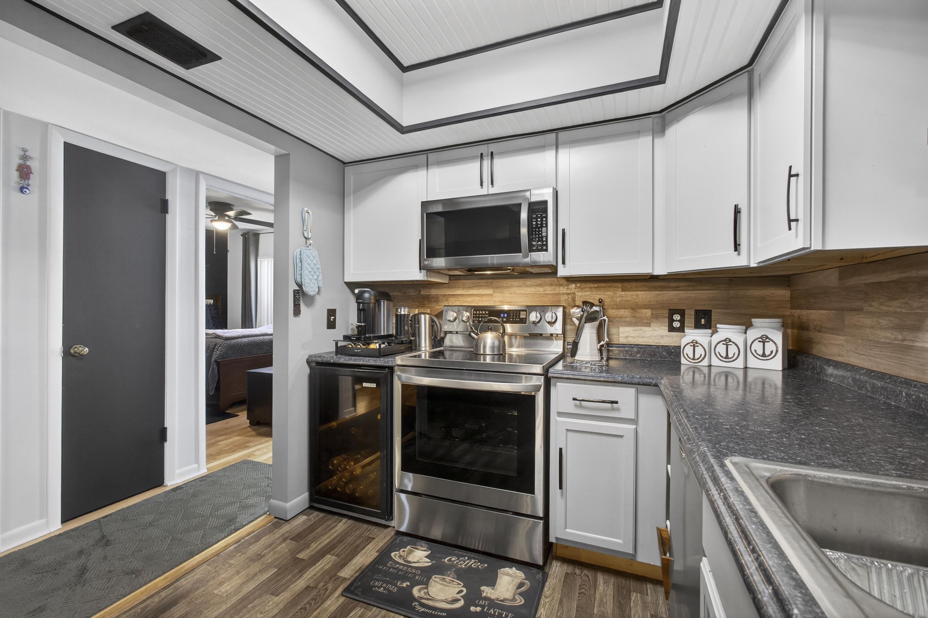 PINE CONE ESTATES - Residential